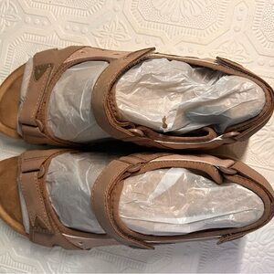 Earth Origins Tan Women's Sandals